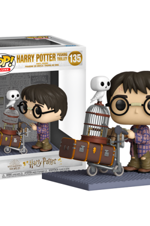 6IN0048.png Harry Potter : Deluxe : Harry Pushing Trolley