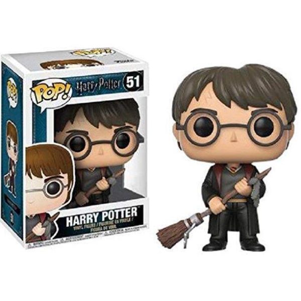 Harry Potter : Harry Potter w/ firebolt & Feather